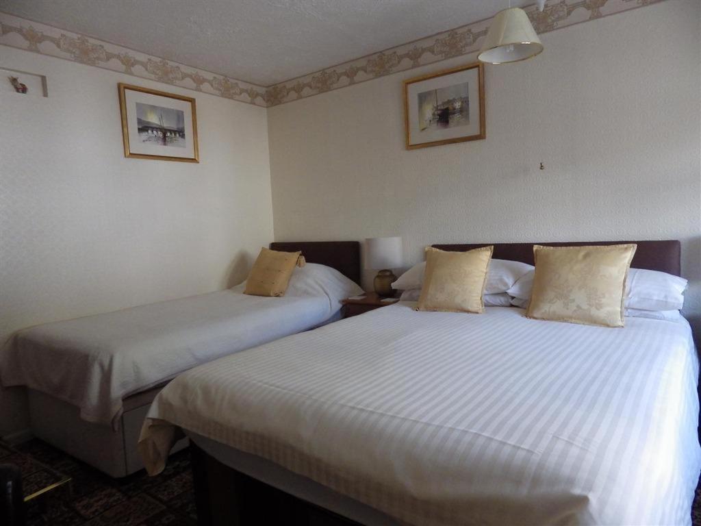 Little Harbour 3* Looe